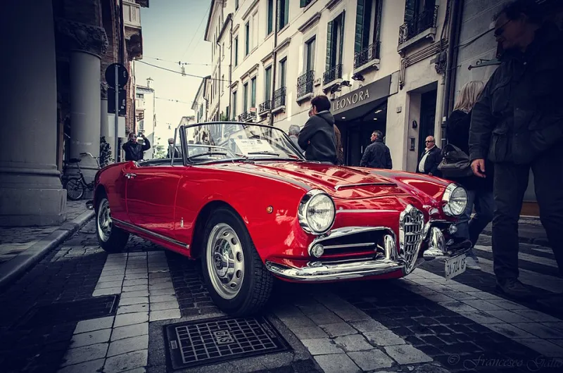 Eredità di Stile: L'Arte di Riportare in Vita i Capolavori del Vintage Italiano